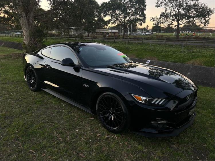 2017 FORD MUSTANG 2D COUPE FASTBACK GT 5.0 V8 FM MY17