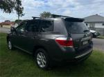 2011 TOYOTA KLUGER 4D WAGON KX-R (FWD) 7 SEAT GSU40R MY11 UPGRADE